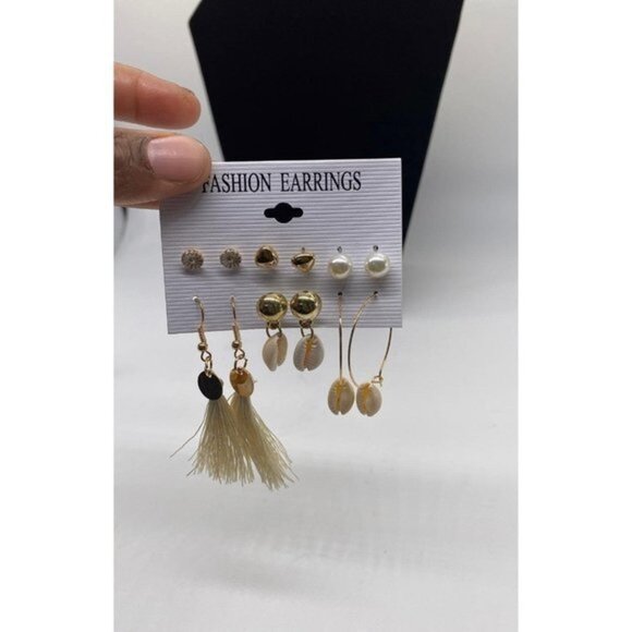 Fashion Jewelry Women’s Earrings 6pcs - Picture 4 of 6